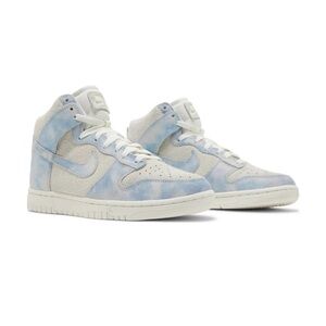 Women’s Nike High Dunk Clouds
